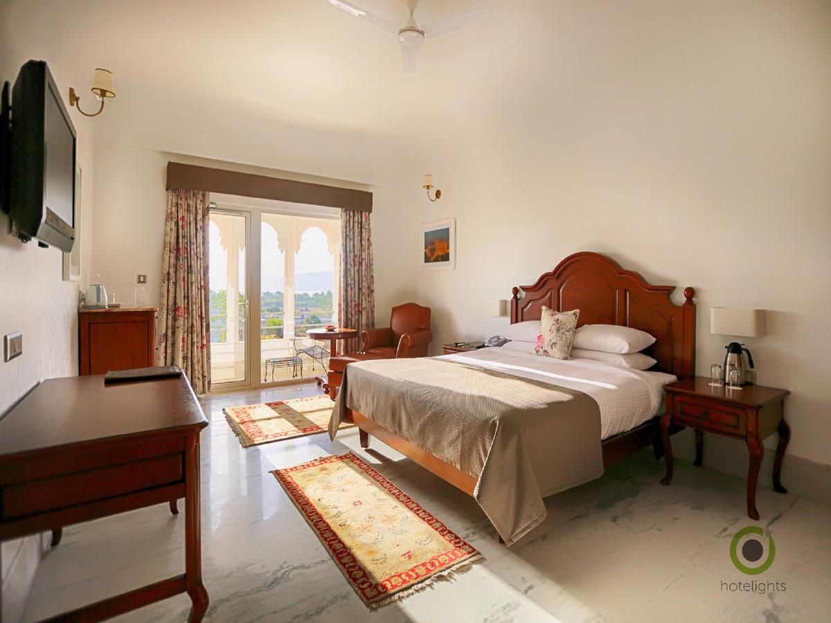 Fateh Niwas Bed & Breakfast Udaipur Bagian luar foto