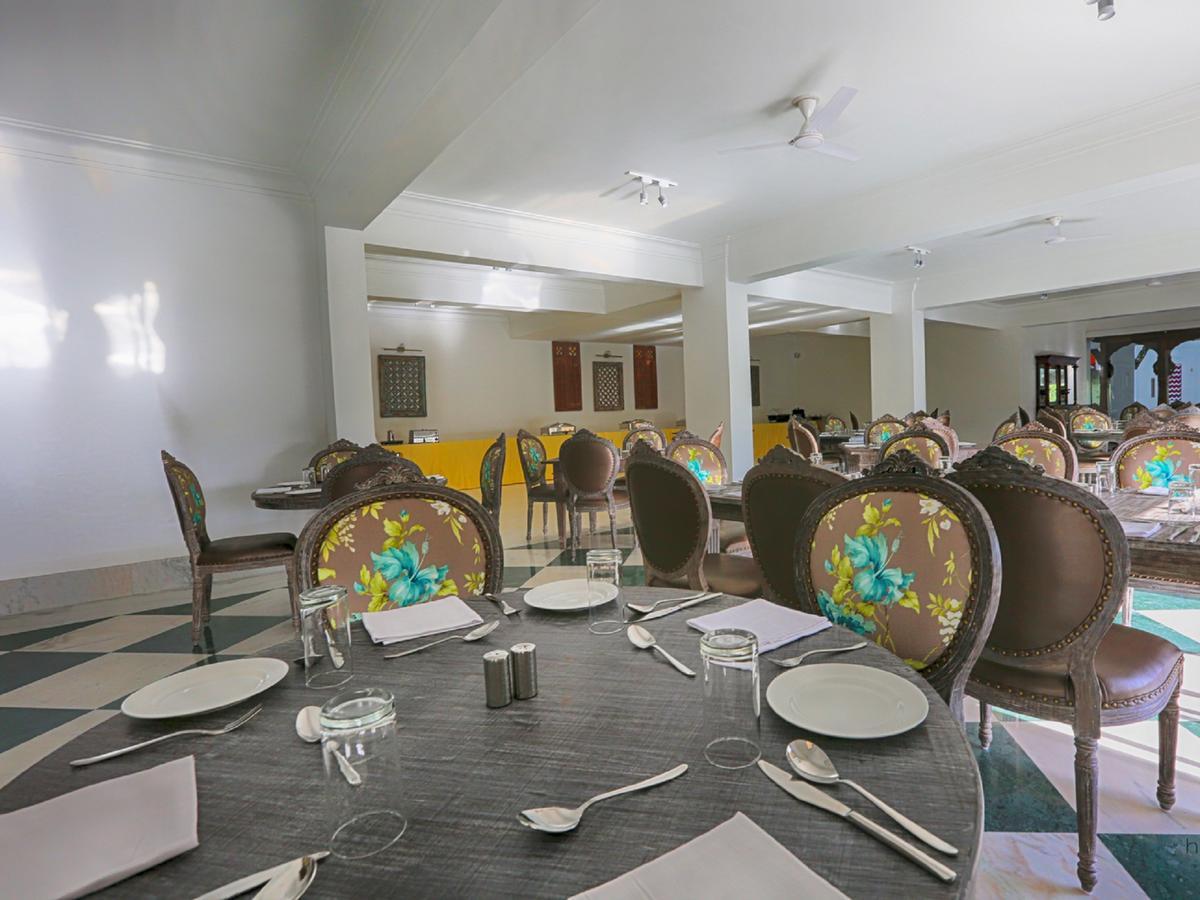 Fateh Niwas Bed & Breakfast Udaipur Bagian luar foto