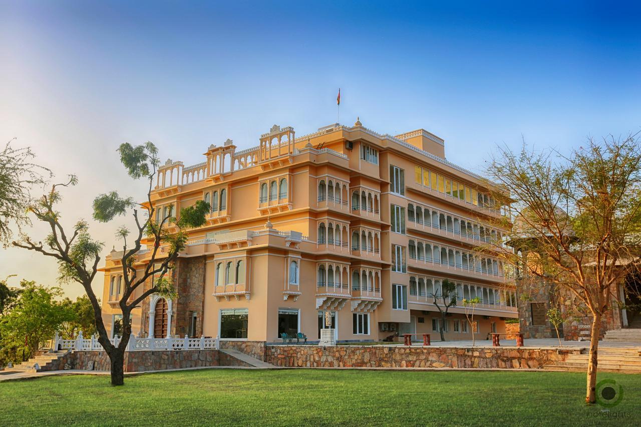 Fateh Niwas Bed & Breakfast Udaipur Bagian luar foto